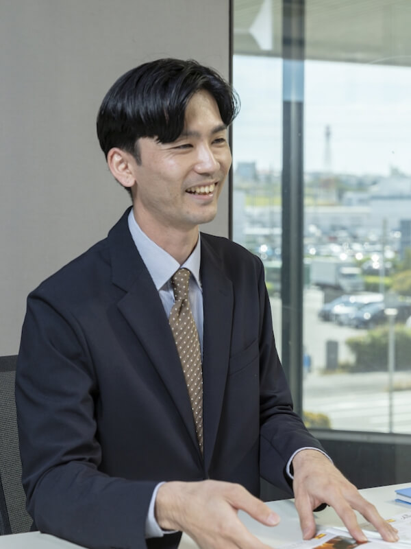 ジーマ株式会社営業部営業1課主任　渡久地　洋伽