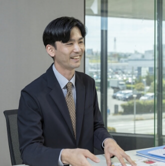 ジーマ株式会社営業部営業1課主任　渡久地　洋伽